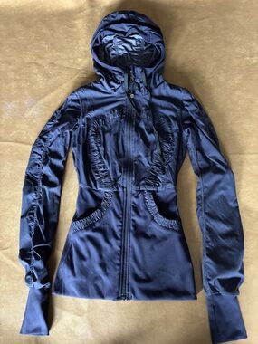 Lululemon Reversible Dance Studio Jacket Size 2